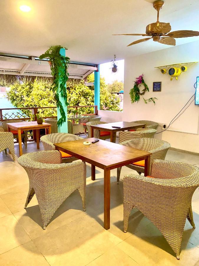 Sands Exotic Hotel & Spa Thulusdhoo Exterior photo